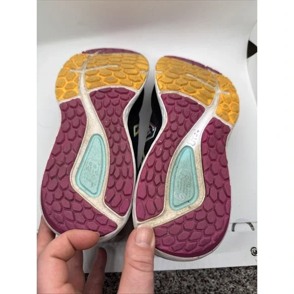 Size 11- New Balance Fresh Foam 680v7 Black Surf Women's Running Shoes - Picture 8 of 8